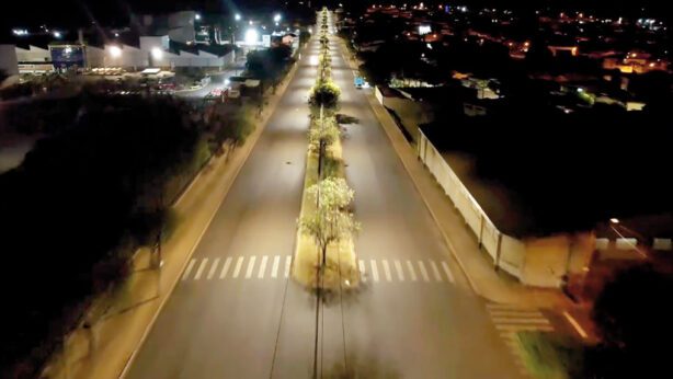 Grande parte da cidade de Batatais já está com iluminação pública de LED